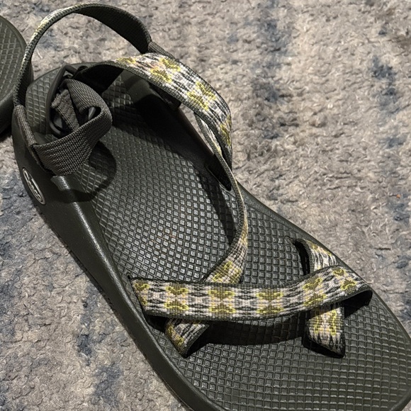 Chaco Green Z-2 Classic Strap Slip On Water Hiking Gorpcore Sandals Size 9 Men - Picture 7 of 9